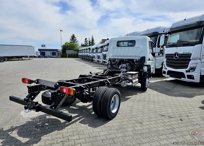 шасі вантажівки Fuso Canter 6C18 4x4 Fahrgestell