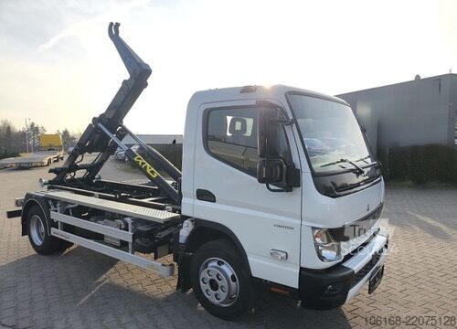 Tovornjak s kavljem za kontejnerje Fuso Canter 9C18 Abrollkipper