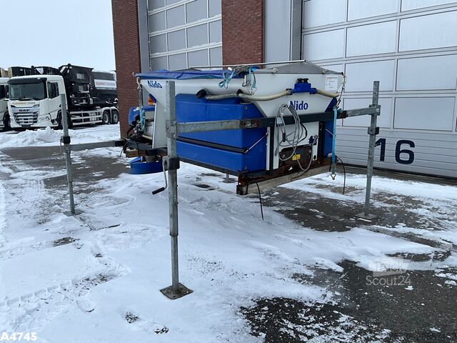 Vagón esparcidor Nido Stratos zoutstrooier 