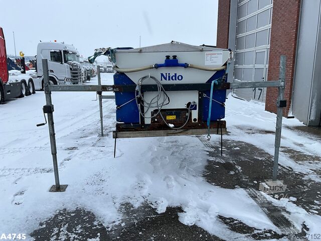 Vagón esparcidor Nido Stratos zoutstrooier 