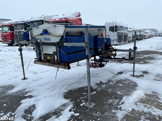 Vagón esparcidor Nido Stratos zoutstrooier