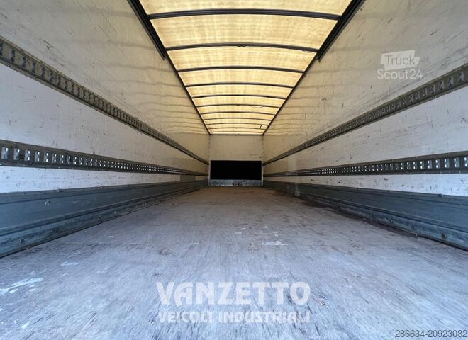 IVECO 160E25 KAMION SA FURGONOM I HIDRAULIČNOM PLATFORMOM Iveco EUROCARGO 160E25