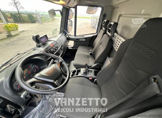 IVECO 160E25 KAMION SA FURGONOM I HIDRAULIČNOM PLATFORMOM Iveco EUROCARGO 160E25