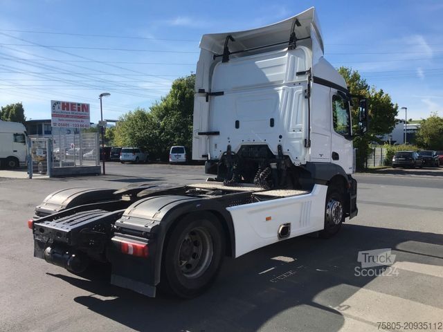 Стандартный седельный тягач MERCEDES-BENZ Actros 4 1840