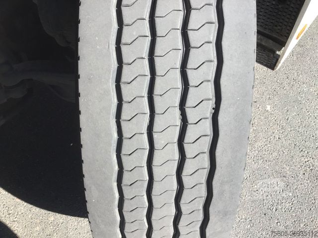 Стандартный седельный тягач MERCEDES-BENZ Actros 4 1840