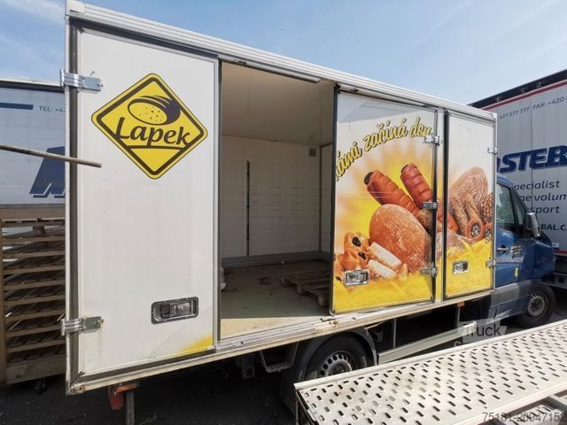 Kühltransporter VOLKSWAGEN Crafter 2.0TDI/100KW KÜHLKOFFER/ UNFALL!