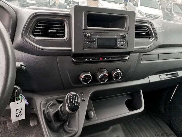 Hladilni dostavnik RENAULT Master 180/2.3 L3H2/ KÜHLKASTEN/ HEIZUNG