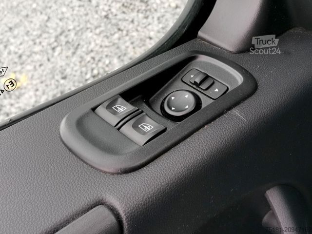 Hladilni dostavnik RENAULT Master 180/2.3 L3H2/ KÜHLKASTEN/ HEIZUNG