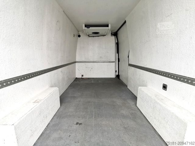 Hladilni dostavnik RENAULT Master 180/2.3 L3H2/ KÜHLKASTEN/ HEIZUNG