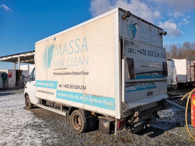 Dubă cu caroserie tip cutie MERCEDES-BENZ Sprinter 413CDI KOFFER 8PAL / LBW/ BIS 3,5T