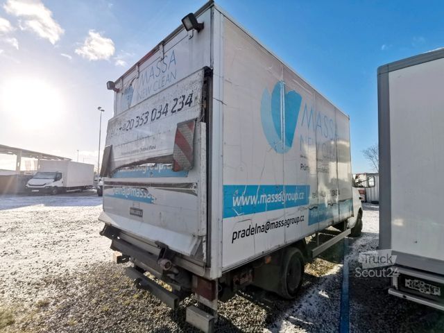 Dubă cu caroserie tip cutie MERCEDES-BENZ Sprinter 413CDI KOFFER 8PAL / LBW/ BIS 3,5T