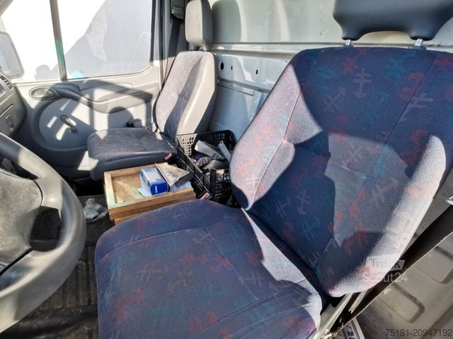 Dubă cu caroserie tip cutie MERCEDES-BENZ Sprinter 413CDI KOFFER 8PAL / LBW/ BIS 3,5T