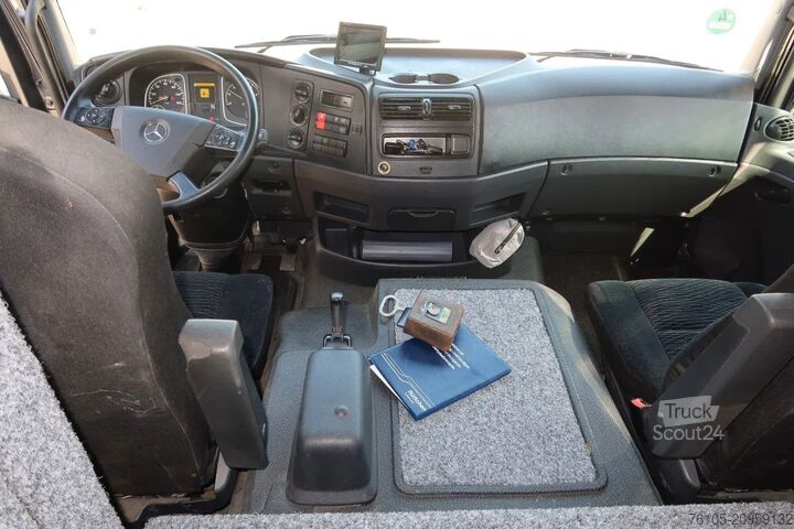 Transport de chevaux Mercedes-Benz Atego 816 L 3 Paarden/4 Ponies, nieuwe accu's.