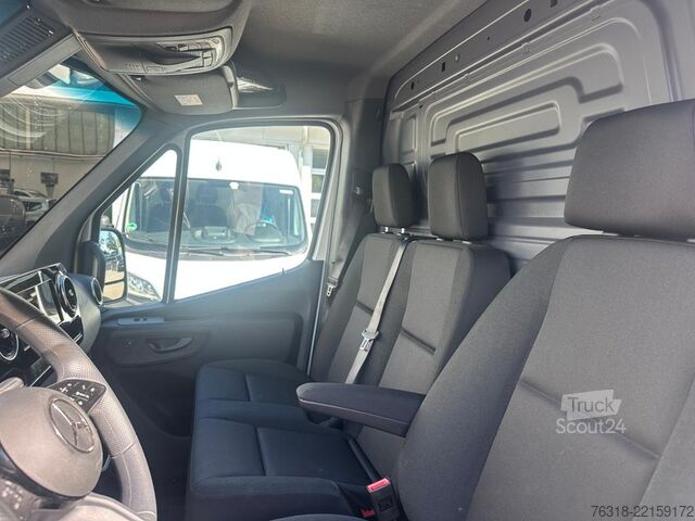 Panel kombi Mercedes-Benz Sprinter 317 CDI Kasten L2H2 Autom. MBUXNavi Kam