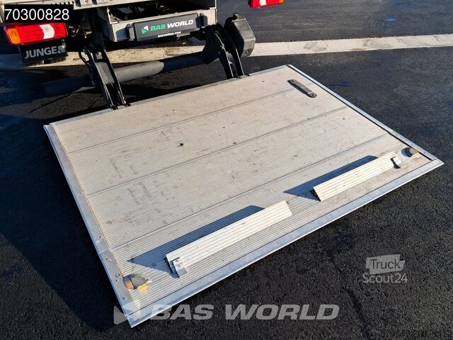 Чемодан Iveco Daily 35C16 Ladebordwand Doppelbereifung Koffer...