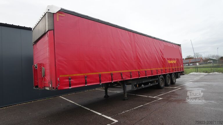 Kayar brandalar Schmitz Cargobull 3 AXLE CURTAINSIDE TRAILER LIFTING ROOF