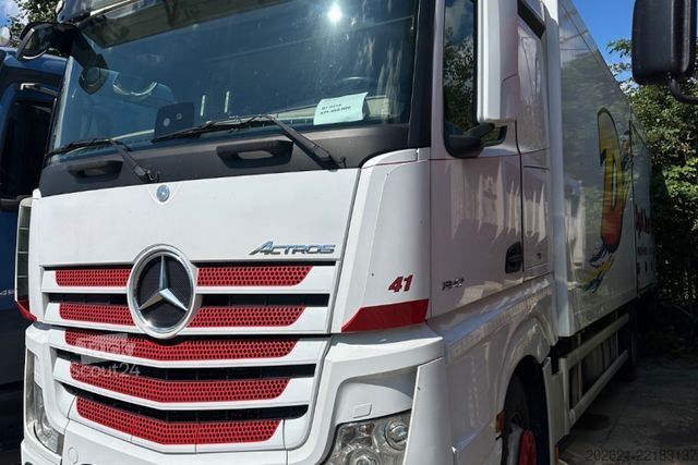 Camion frigorifique MERCEDES-BENZ Actros 1842 4x2 Motorschaden thermoking