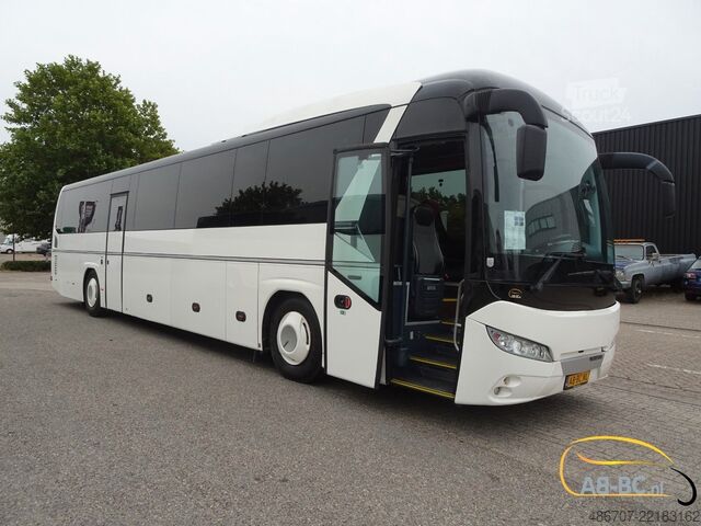 Autobus granturismo NEOPLAN Jetliner C, 57 Seats