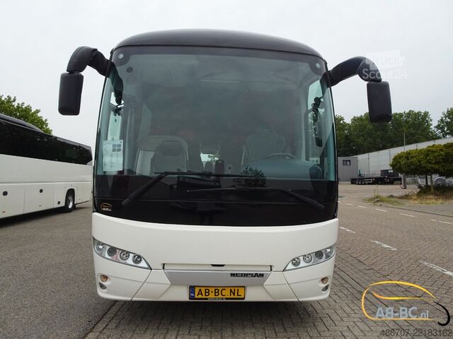 Autobus granturismo NEOPLAN Jetliner C, 57 Seats