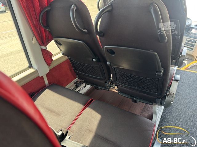 Autobus granturismo NEOPLAN Jetliner C, 57 Seats