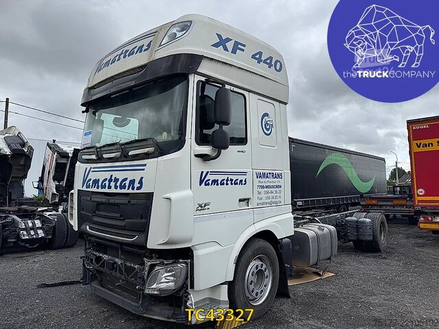 Podwozie z kabiną DAF XF 440
