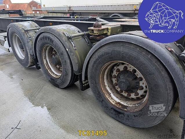 Containervervoer Turbos Hoet Tank chassis Gooseneck