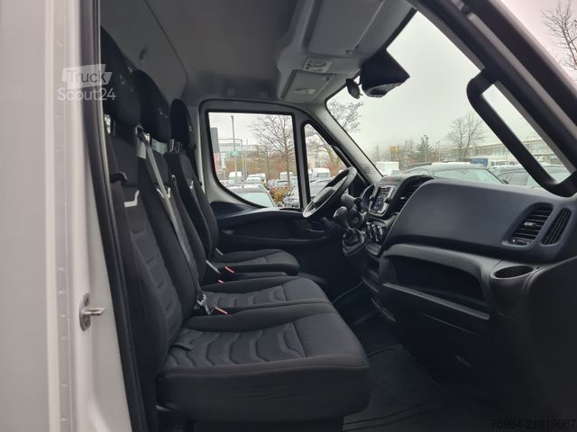 Fourgon pick-up IVECO Daily 35 C21 - A8 - 3,0 - Pritsche + Klima/AHK