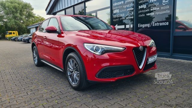 Pick-up ALFA ROMEO Stelvio 2.2D 16V Business AT8-Q4 - ASSISTS - AHK
