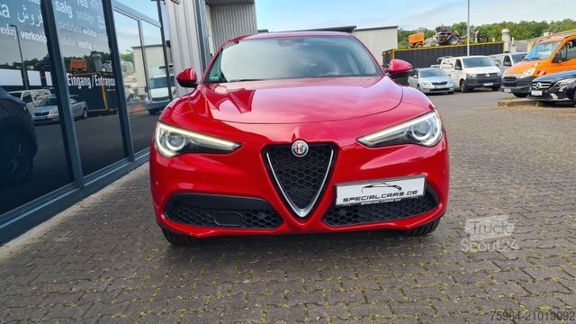 Pick-up ALFA ROMEO Stelvio 2.2D 16V Business AT8-Q4 - ASSISTS - AHK