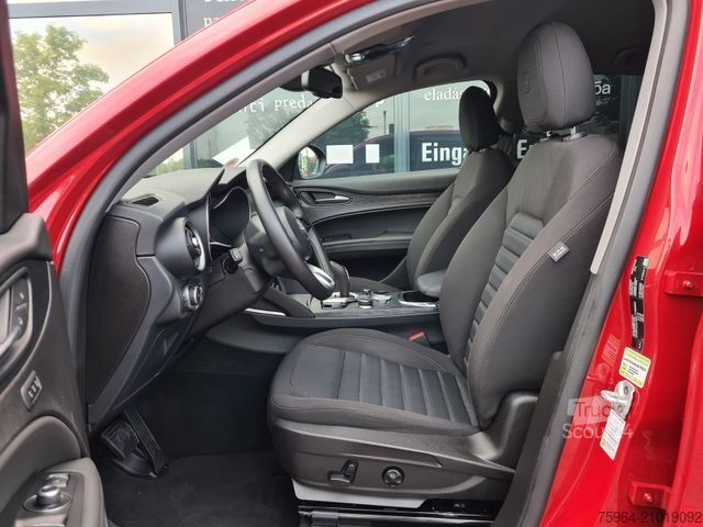 Pick-up ALFA ROMEO Stelvio 2.2D 16V Business AT8-Q4 - ASSISTS - AHK
