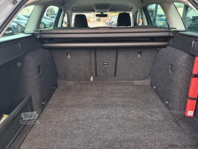 Minibus SKODA Octavia Combi Ambition 1.6 TDi - NAVI - STANDHZG