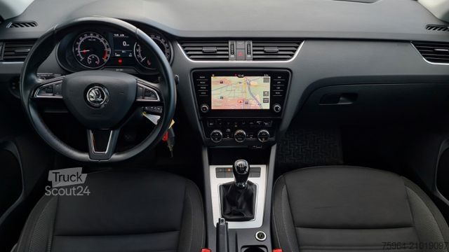 Minibus SKODA Octavia Combi Ambition 1.6 TDi - NAVI - STANDHZG