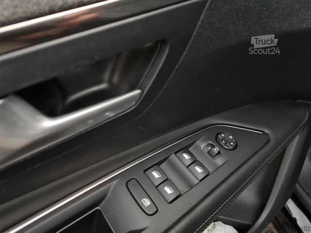 Pick-up PEUGEOT 3008 1.5 HDi Allure -  ASSISTS - 8 x ALU