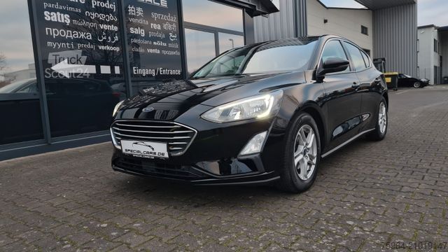 Bestelwagen FORD Focus Limo 1.5 TDCi AUT  Cool & Connect
