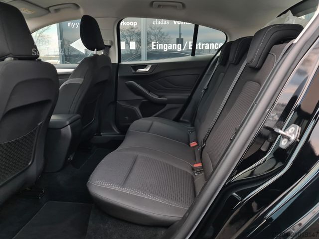 Bestelwagen FORD Focus Limo 1.5 TDCi AUT  Cool & Connect