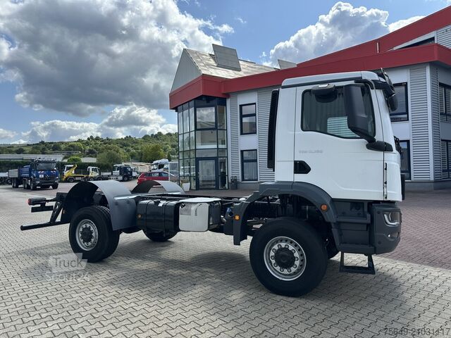 Vrachtwagenchassis MAN TGM 13.250 4x4 BB CH TGM 13.250 4x4 BB CH, Only Export