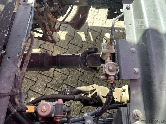 Camion-benne tricar Iveco EuroCargo ML140E28K 4x2 EuroCargo ML140E28K 4x2, Nüssli 3-S-Kipper, 2 x AHK