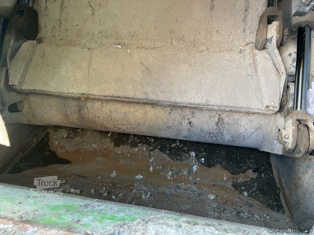 Camion à ordures Mercedes-Benz Actros 2032 LA 4x4 Actros 2032 LA 4x4, Faun Variopress 310 ca. 10m³, Zöller Schüttung