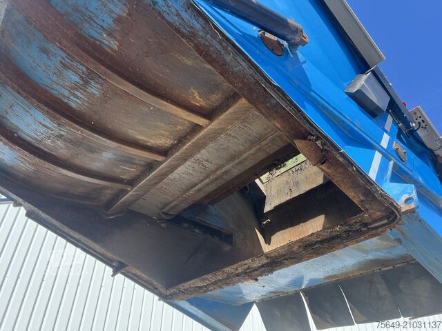 Camion à ordures Mercedes-Benz Actros 2032 LA 4x4 Actros 2032 LA 4x4, Faun Variopress 310 ca. 10m³, Zöller Schüttung