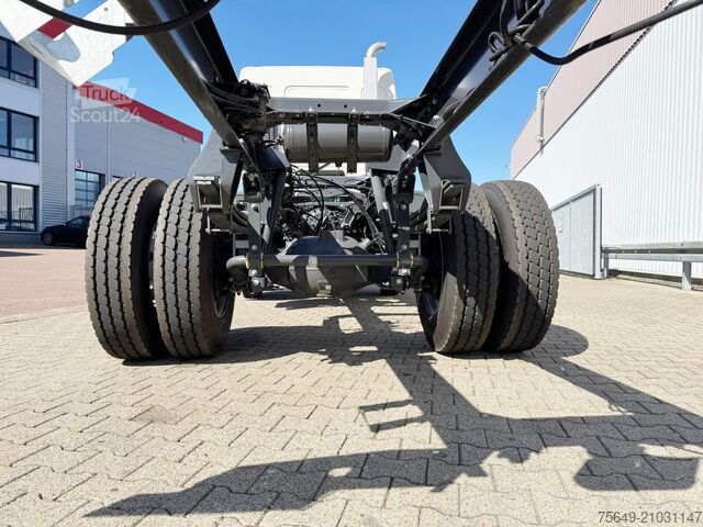 Châssis de camion FL 280 4x4 FL 280 4x4, Nebenantrieb