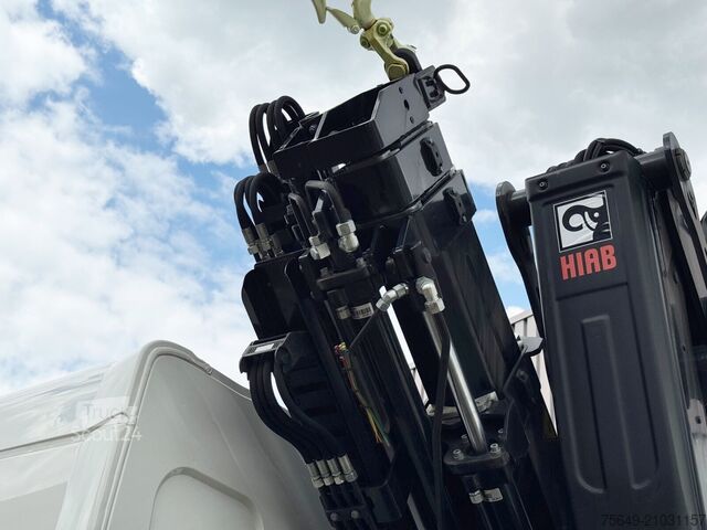 Γερανός πύργος  FE 320 4x2 FE 320 4x2 mit Kran Hiab X-Hiduo 138 ES-3, Funk