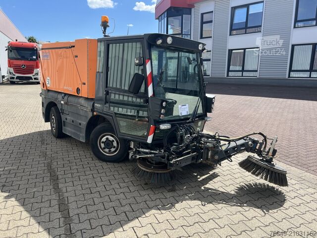 Aangepaste bestelwagen Schmidt Swingo Compact 200 4x2 Swingo Compact 200 4x2, Kehrmaschine