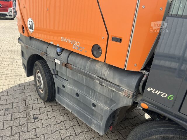 Aangepaste bestelwagen Schmidt Swingo Compact 200 4x2 Swingo Compact 200 4x2, Kehrmaschine