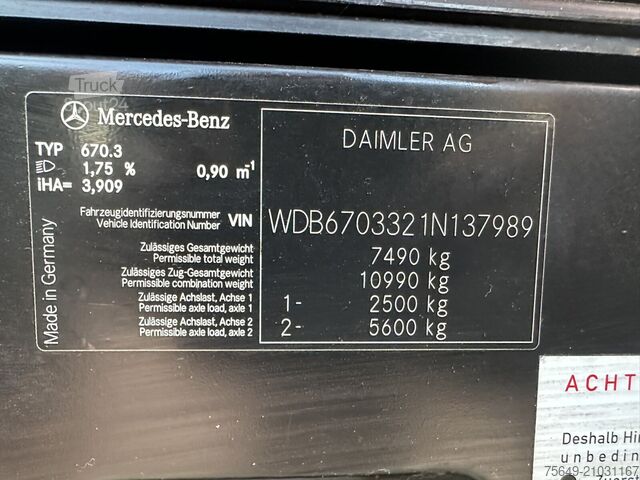 Driezijdige kipper bestelwagen Mercedes-Benz Vario 813 D 4x2 Doka Vario 813 D 4x2 Doka, Meiller Kipper