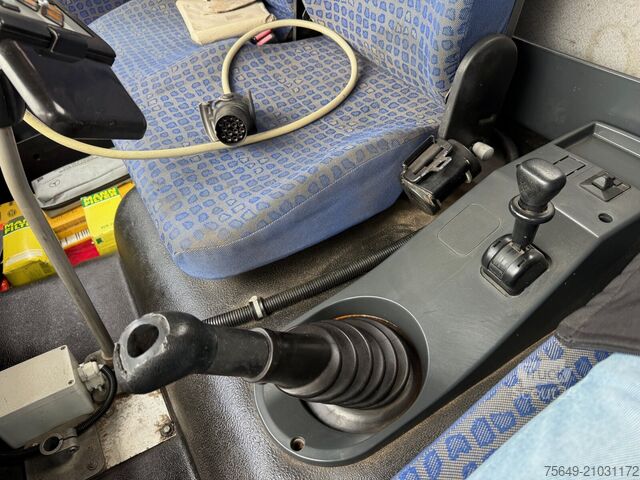 Driezijdige kipper MAN 14.225 LAK 4x4 BB 14.225 LAK 4x4 BB, Winterdienstausstattung