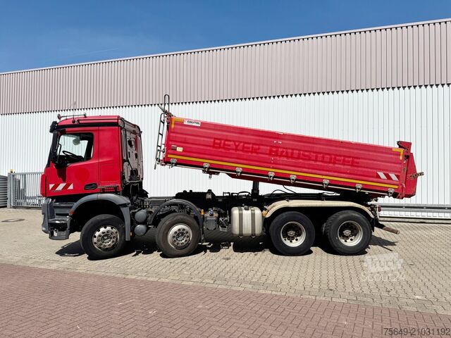Camion-benne tricar Mercedes-Benz Arocs 3243 K 8x4/4 Arocs 3243 K 8x4/4, Alu-Bordwände
