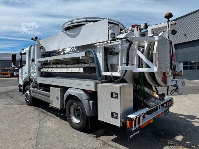 Вакуумная автоцистерна MERCEDES-BENZ Atego 1624 4x2 DSU kombiline 5400 L