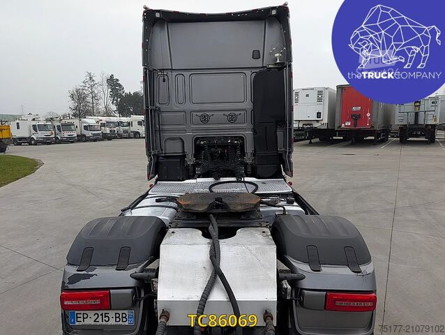 Standaard-SZM DAF XF 105 510