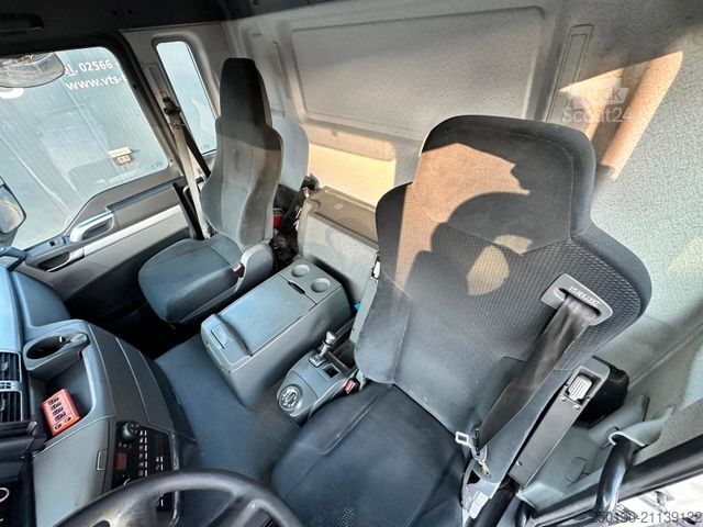 Planbil med presenning MAN TGS 26.360 6x2 LL Stapleraufnahme & Lenk/Lift