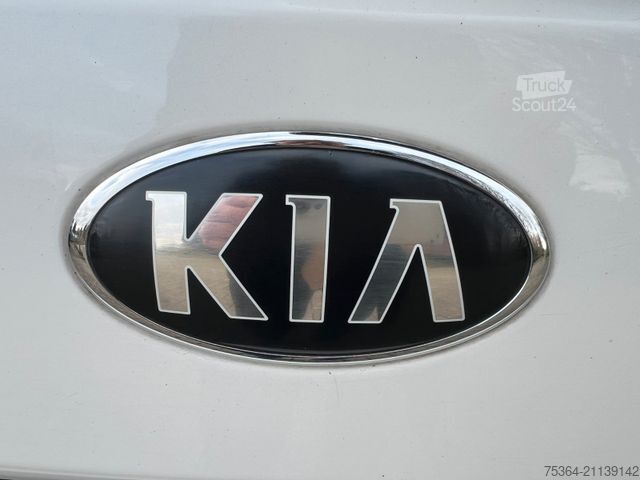 Van KIA Soul e-Soul DynamicLine 64 kWh LED Navi Kamera